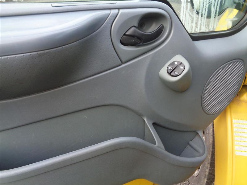 Ford Transit 2,2 - fotka 12 z 19