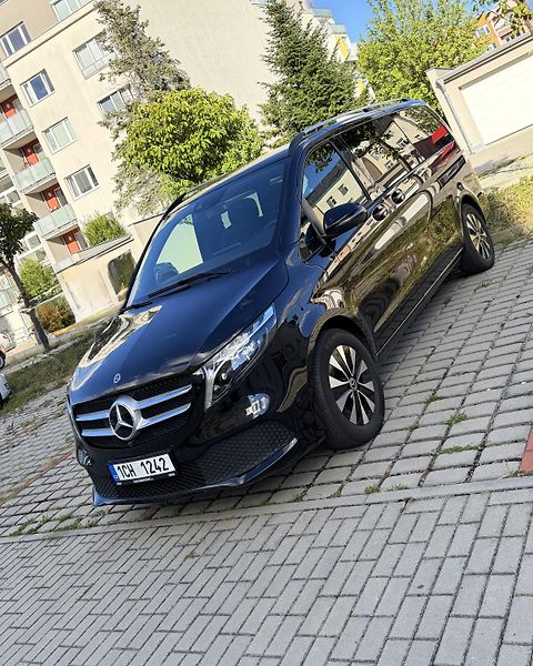 Mercedes-Benz Třídy V (2023) V300d L LUX 6/7+1 PANO 4M - fotka 6 z 21