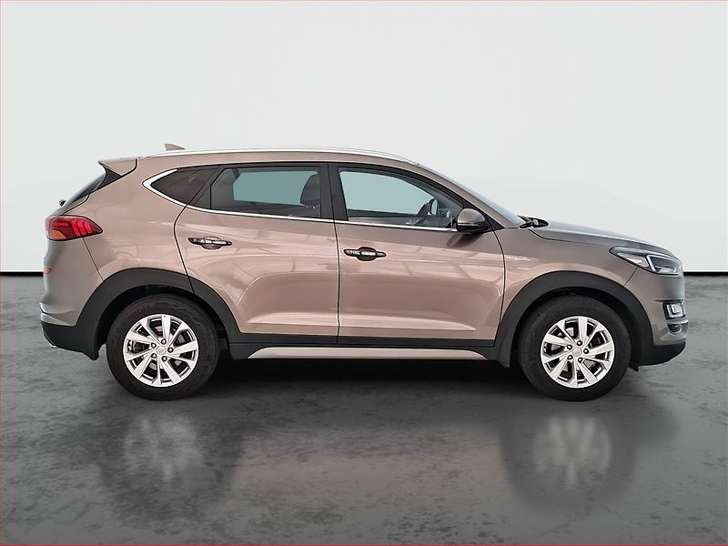 Hyundai Tucson (2020) Adventure 1.6 CRDi 48V MHEV - fotka 6 z 18