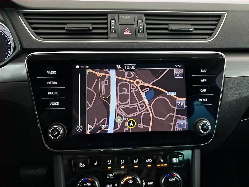 Škoda Superb (2021) Style 2.0 TDI - fotka 17 z 19