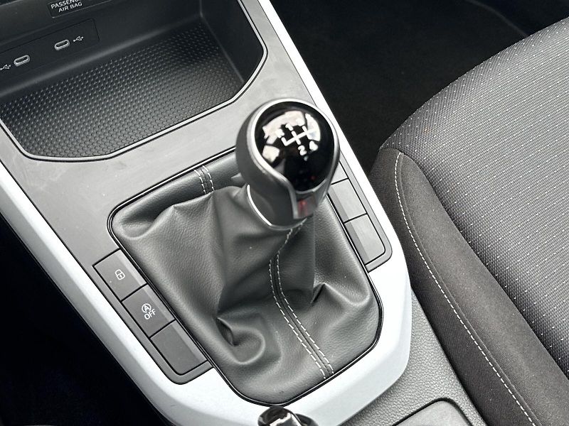 Seat Arona (2024) 1.0 TSI Style - fotka 15 z 28