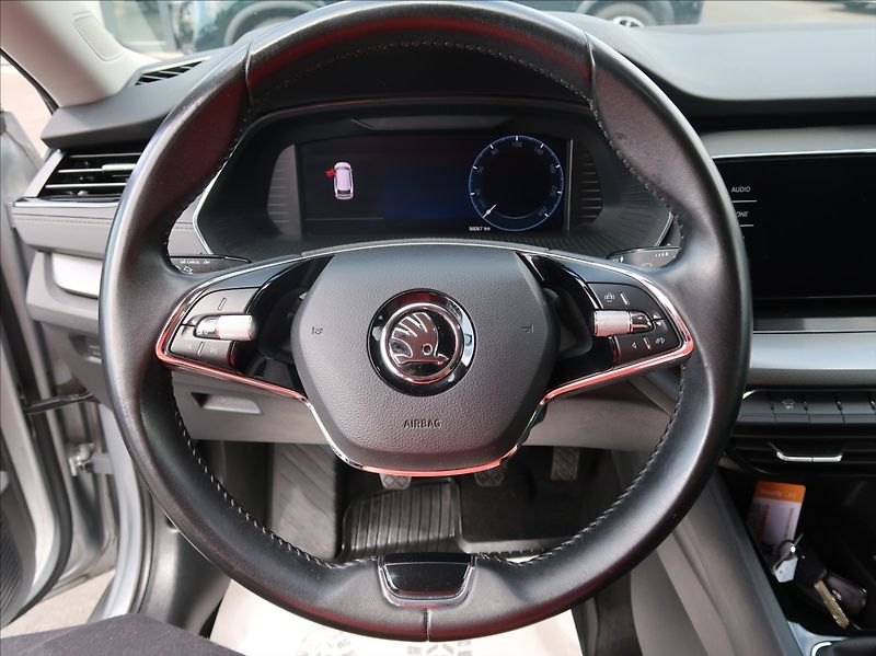 Škoda Octavia 2,0 TDi,1majČR,Serv.kn.,DPH - fotka 15 z 24