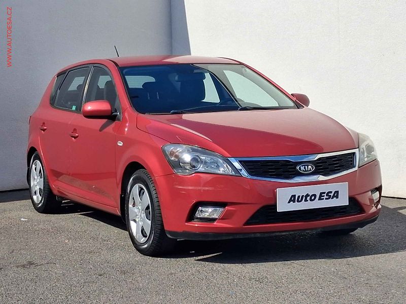 Kia Ceed (2010) 1.4 MPI, 1.maj,ČR, AC - fotografie inzerátu