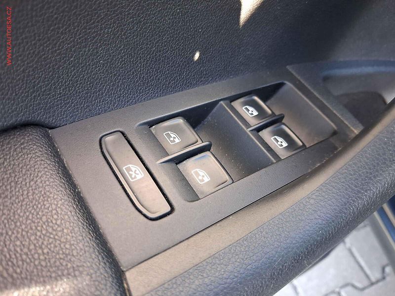 Škoda Octavia (2020) 2.0 TDI, LED, navi, AC - fotka 13 z 19