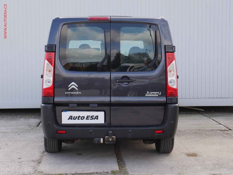 Citroën Jumpy (2015) 2.0HDi 6míst, 1.maj,ČR - fotka 5 z 16