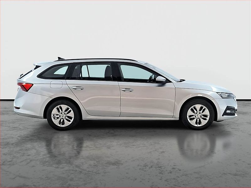 Škoda Octavia (2022) Ambition 2.0 TDI, ČR,1.maj - fotka 6 z 18
