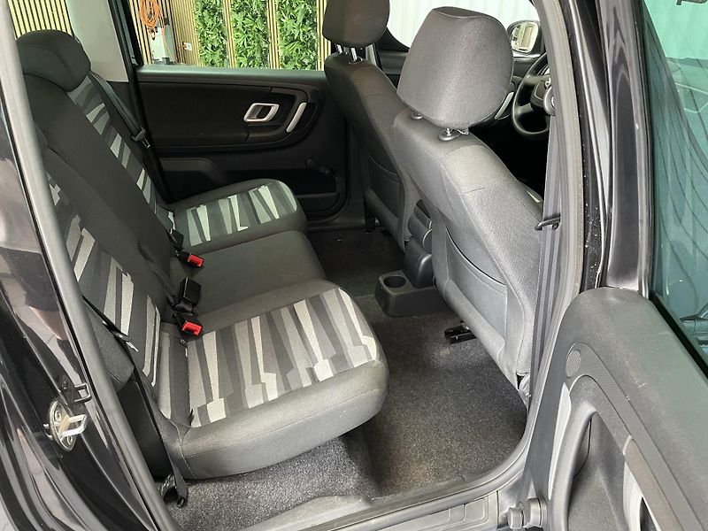 Škoda Roomster 1.2 HTp KLIMA TEMPOMAT  - fotka 15 z 23