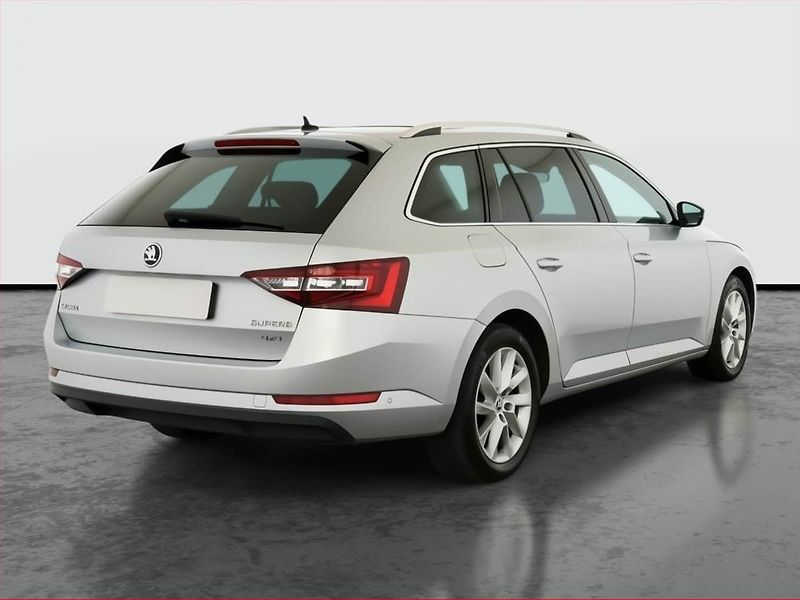Škoda Superb (2018) Style 2.0 TDI, 4X4, Automat - fotka 5 z 17