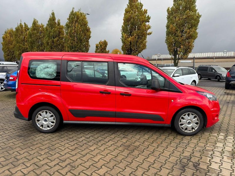 Ford Tourneo Connect (2017) 1,5D 88 KW BEZ AD BLUE DPH - fotka 7 z 43