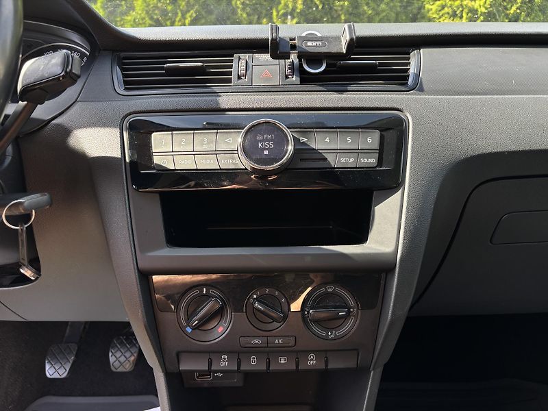 Škoda Rapid (2019) 1.0tsi nové rozvody př. brzdy  - fotka 12 z 24