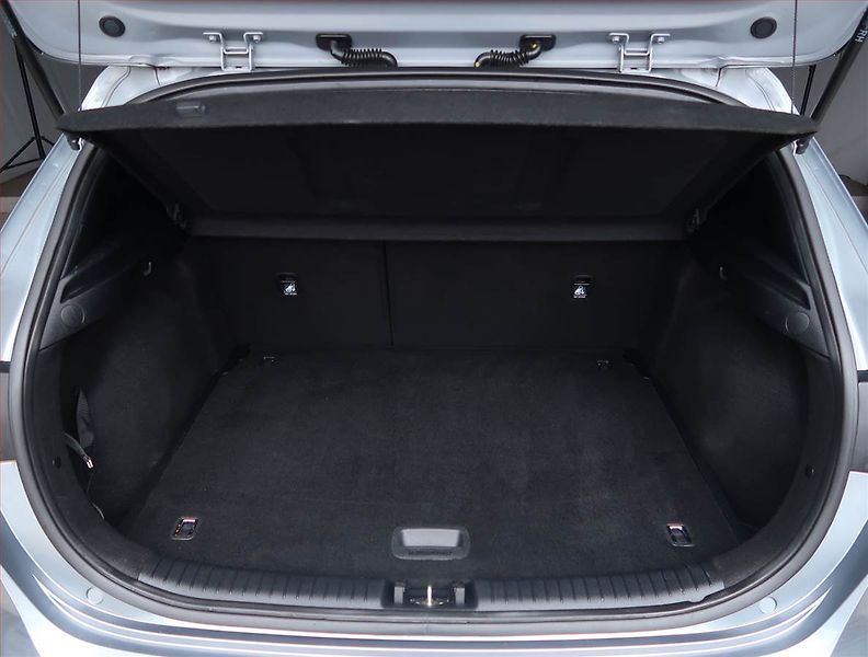 Kia Ceed (2022) 1.5 T-GDI, Serv.kniha, Navi - fotka 14 z 17