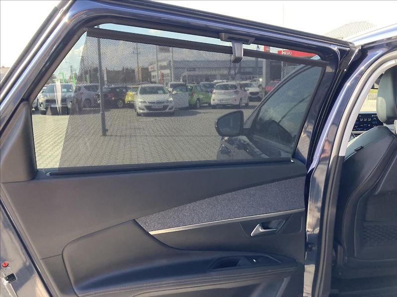 Peugeot 5008 1,5 ALLURE  BlueHDi 130 S&S MA - fotka 13 z 25
