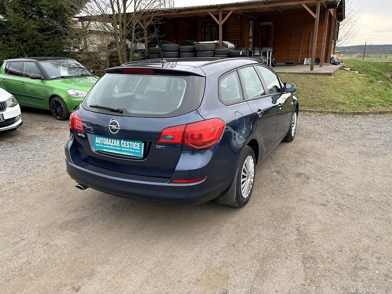 Opel Astra 2.0 D - fotka 5 z 19