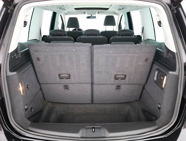 Volkswagen Sharan (2012) 2.0 TDI, 7 míst, Navi, Xenony - fotka 21 z 22