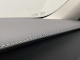 Volvo XC60 B5 AWD INSCRIPTION REZERVACE - náhled 18