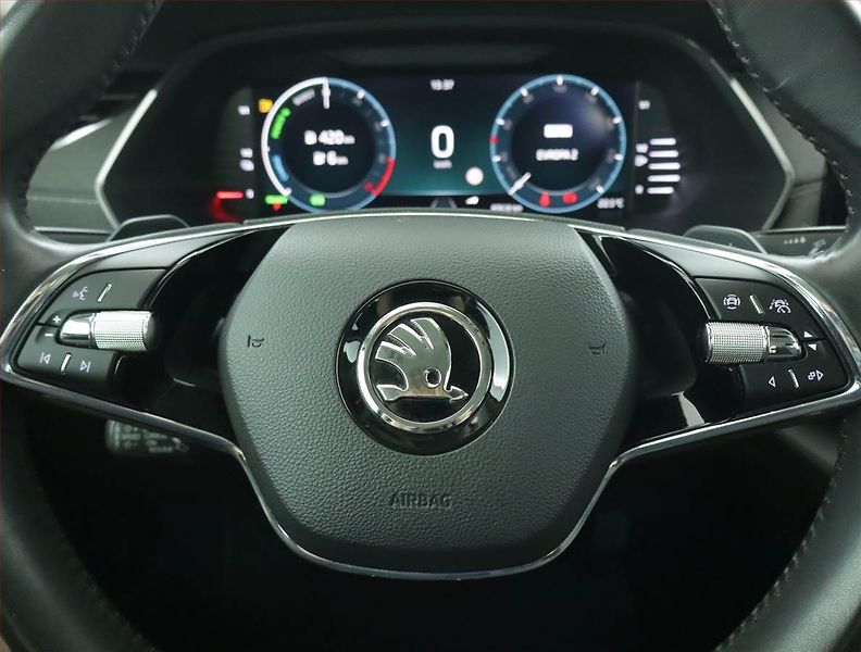 Škoda Octavia (2021) Style 1.4 TSI iV - fotka 16 z 21