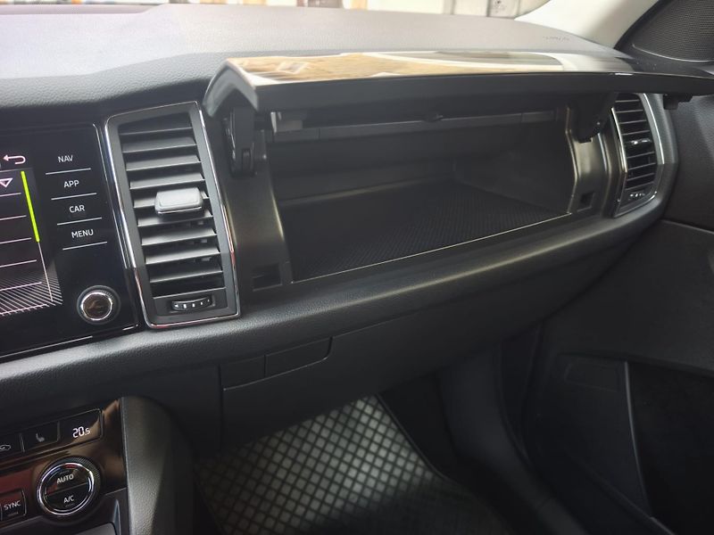 Škoda Kodiaq (2021) ŠKODA KODIAQ 2.0 TDI 4×4 DSG - fotka 8 z 20