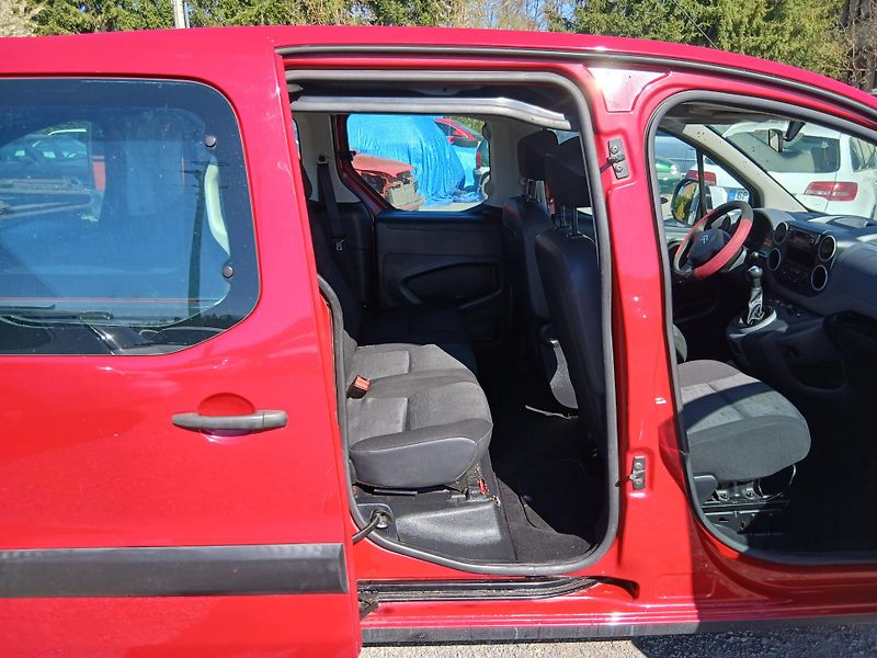 Citroën Berlingo 1.6 HDI, ALU - fotka 27 z 31