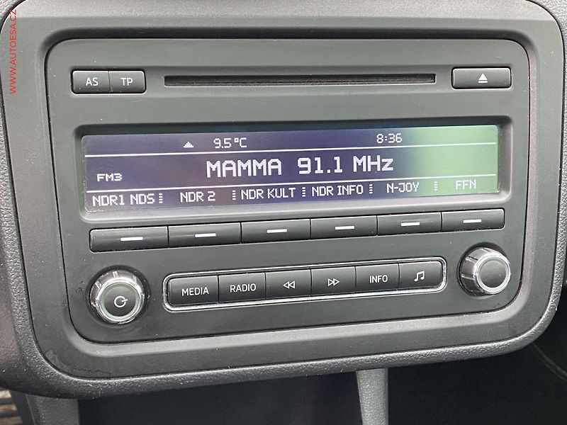 Škoda Roomster (2014) 1.2 TSi, Scout, +kola, panor - fotka 16 z 18