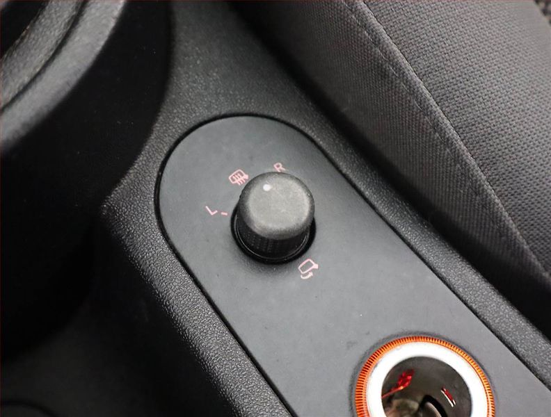 Seat Leon (2010) 1.4 TSI, nová STK, servisované - fotka 17 z 19