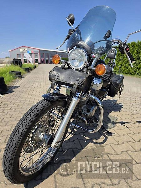 Yamaha XV 535 Virago (1996) - fotka 4 z 15