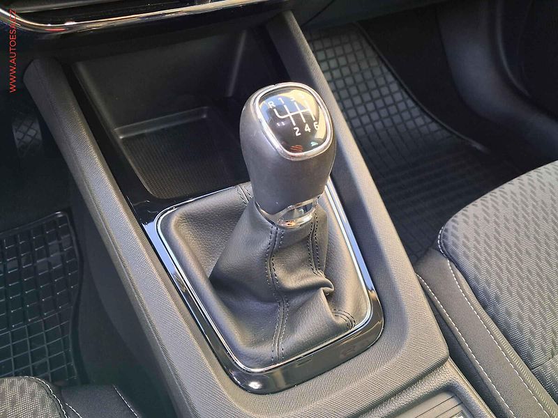 Škoda Octavia (2020) 1.0 TSI, ČR, LED, autoAC - fotka 15 z 20
