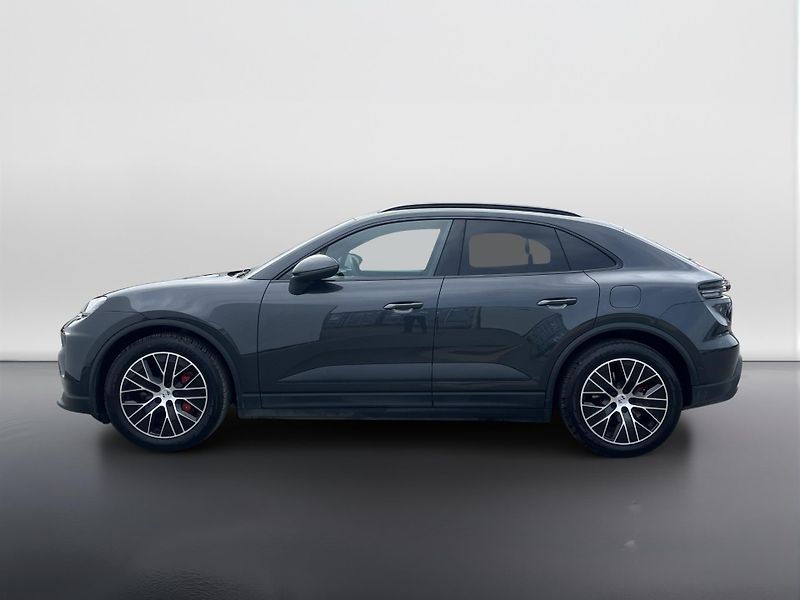 Porsche Macan 4s - fotka 2 z 26