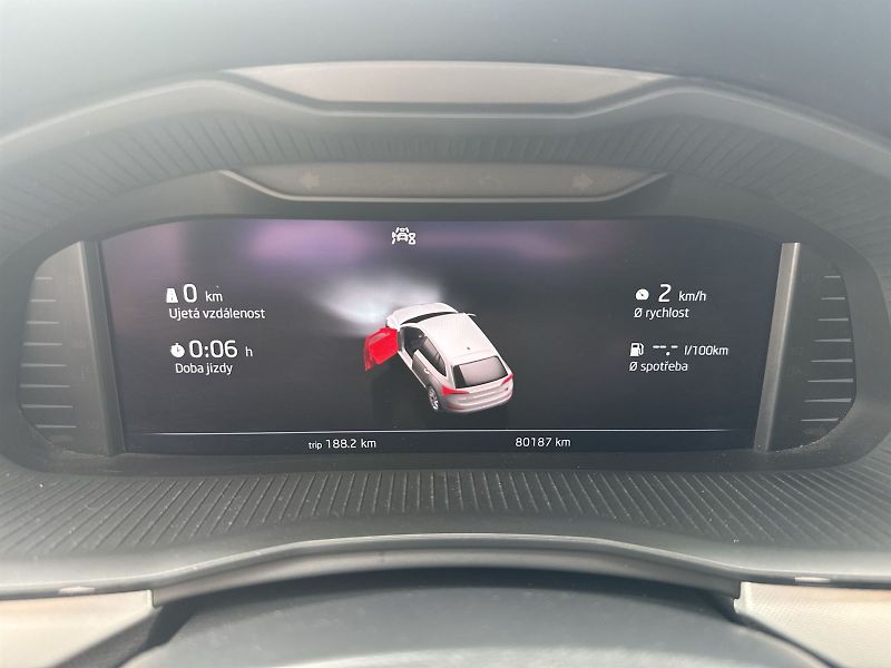 Škoda Scala (2023) 1.0 TSI DSG Ambition - fotka 6 z 31