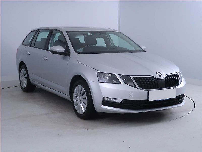 Škoda Octavia (2018) Ambition 1.6 TDI, Tempomat - fotografie inzerátu