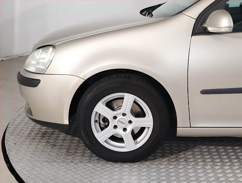 Volkswagen Golf (2005) 1.4 16V, Eko.zaplacen - fotka 14 z 15