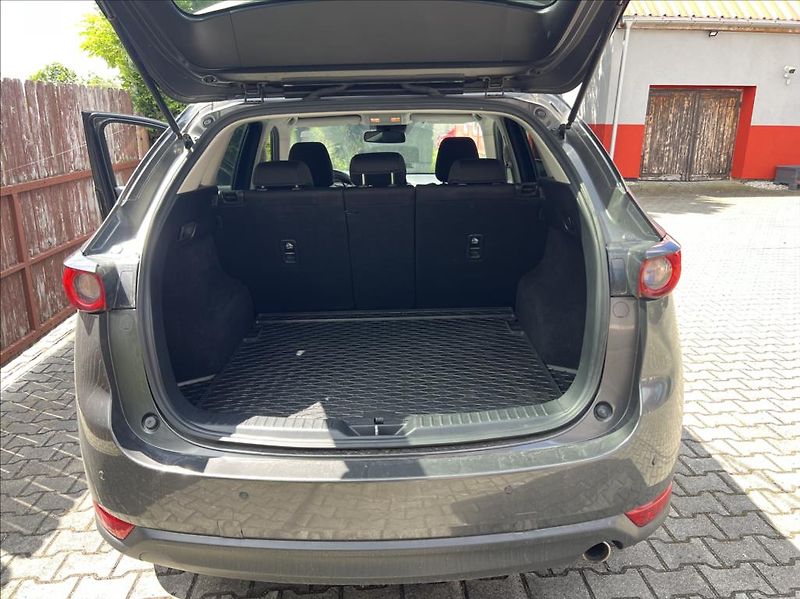 Mazda CX-5 2,2 - fotka 16 z 31