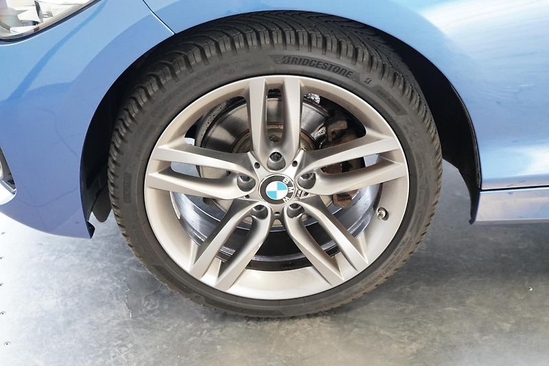 BMW Řada 1 - fotka 10 z 26
