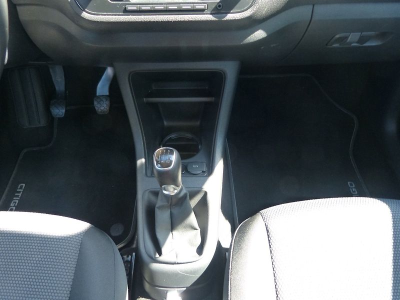 Škoda Citigo 1.0 MPI - fotka 14 z 17