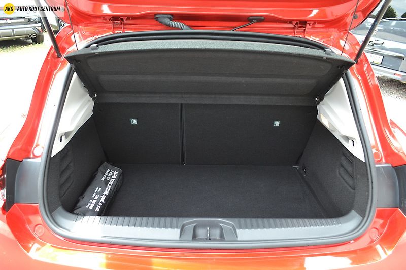 Renault Clio 1.0 TCe 90 - fotka 14 z 39