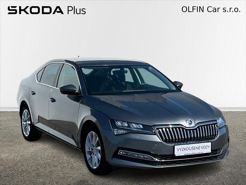 Škoda Superb 2,0 TDi 110kW 7DSG STYLE  REZE - fotka 6 z 27