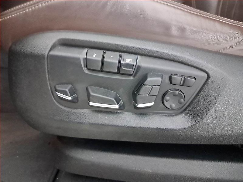 BMW X5 (2018) M Paket xDrive40d - fotka 23 z 25