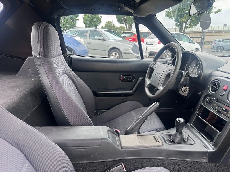 Mazda MX-5 (1990) NA 1,6i 85 KW MRKAČKA STK - fotka 41 z 47
