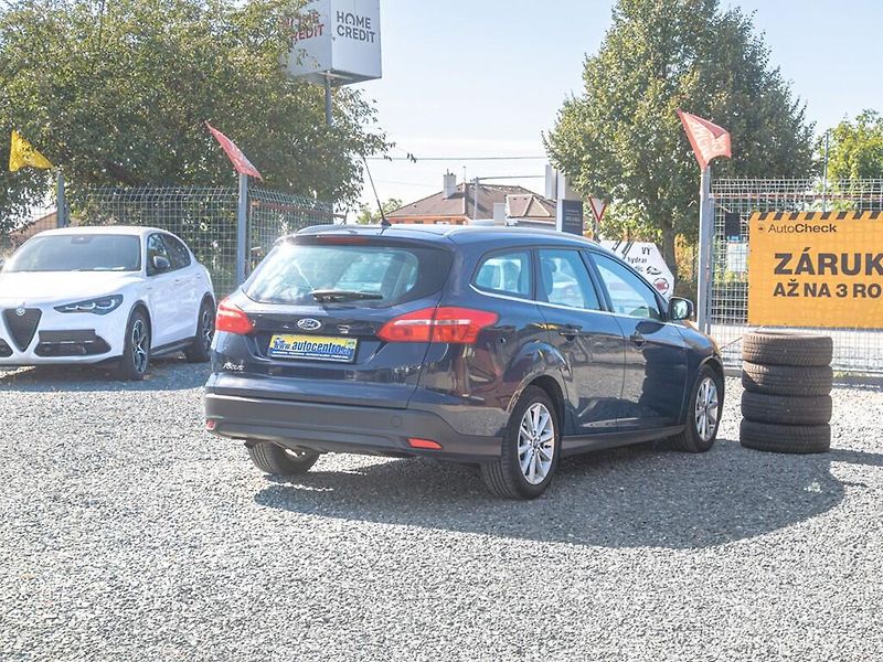 Ford Focus (2015) ČR 1.6D 85KW – PO ROZVODECH - fotka 5 z 43