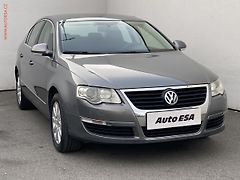 Volkswagen Passat (2008) 2.0TDi, ČR, TZ, xenon - fotografie inzerátu