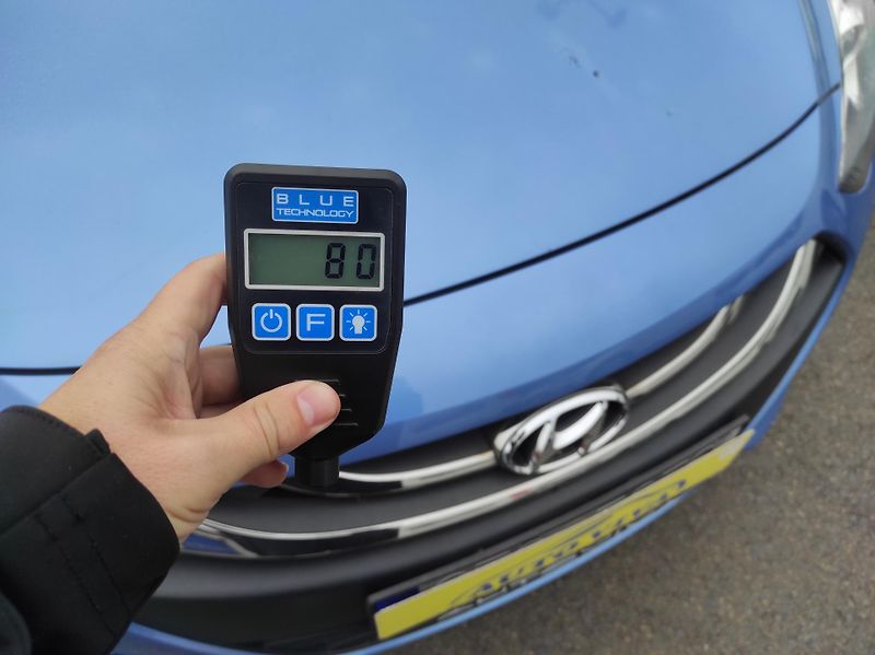 Hyundai i30 1.6 CRDI 94kw Trikolor - fotka 35 z 43