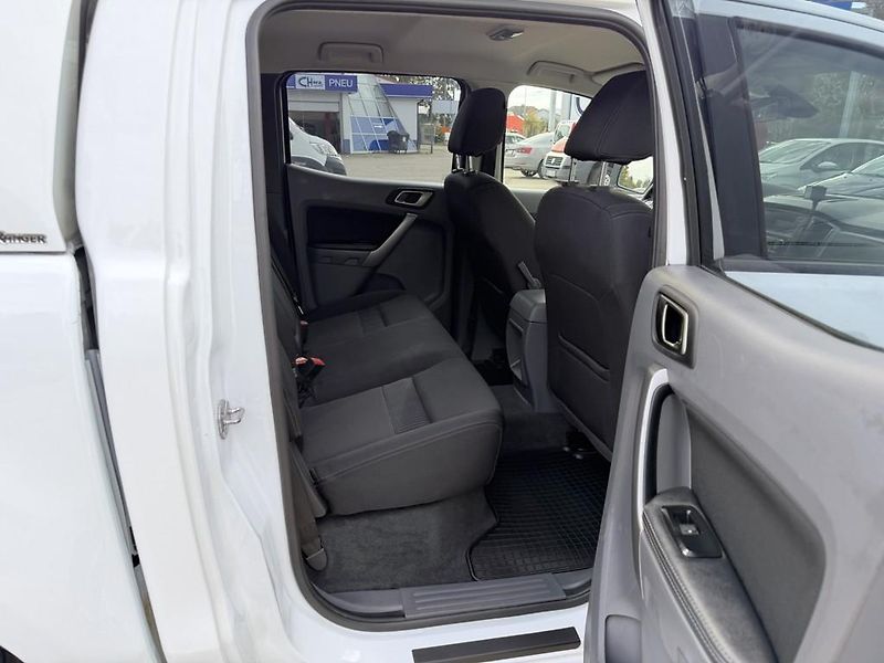 Ford Ranger XLT 2.2 TDCi 118 kW odp. DPH - fotka 10 z 17