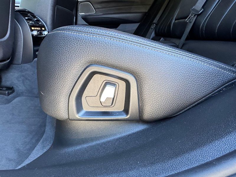 BMW Řada 6 (2018) 640 X-Drive - fotka 36 z 43