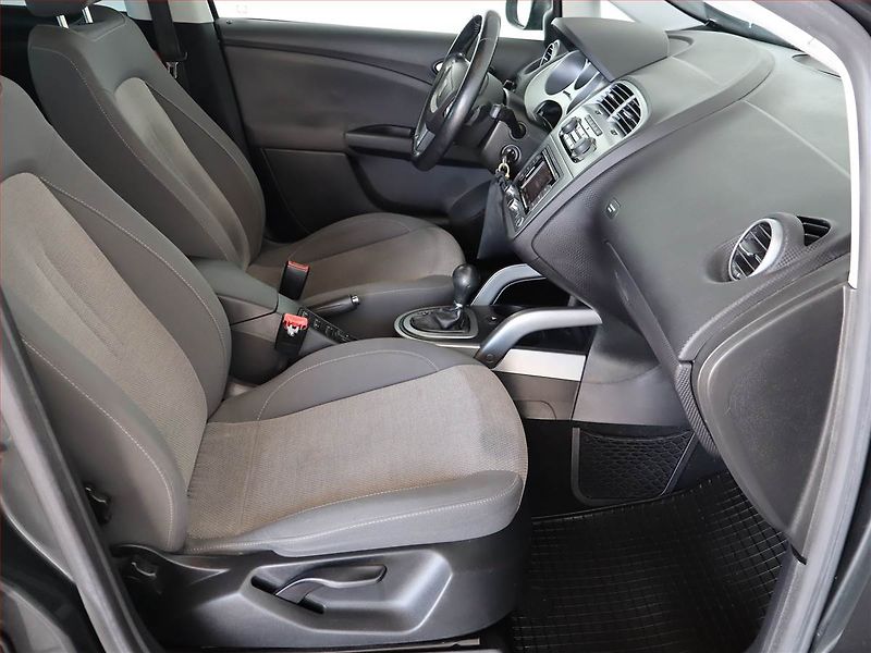 Seat Altea (2011) 1.8 TSI, Automat, Serv.kniha - fotka 9 z 20