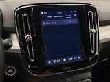 Volvo XC40 B3 DARK PLUS AUT CZ - náhled 42