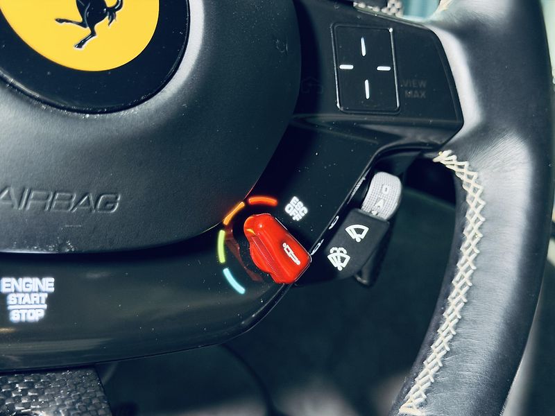 Ferrari Roma (2021) FULL CARBON MAX VÝB ZÁRUKA - fotka 19 z 33