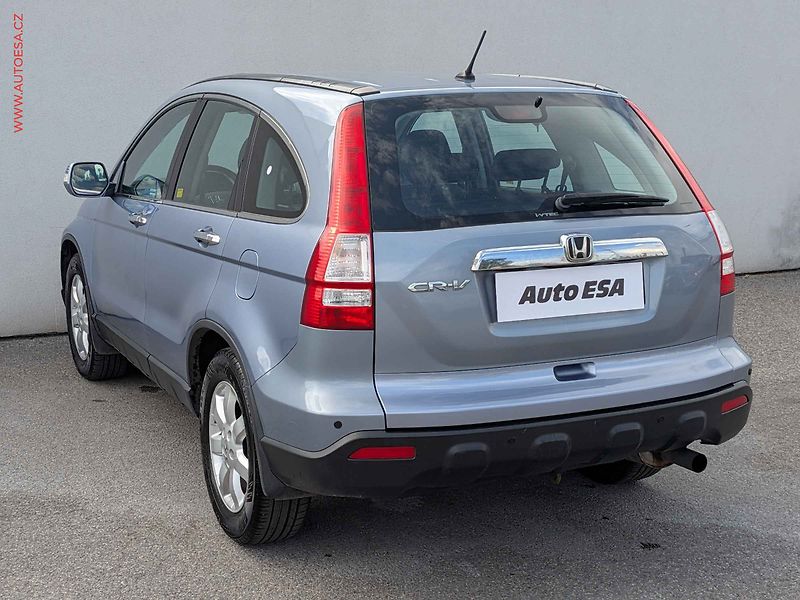 Honda CR-V (2007) 2.0i-VTEC 4x4, ČR, AT, park - fotka 6 z 15