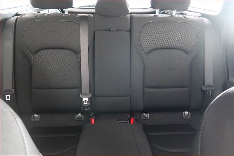 Hyundai i30 (2020) 1.4 T-GDI, ČR,1.maj - fotka 10 z 17