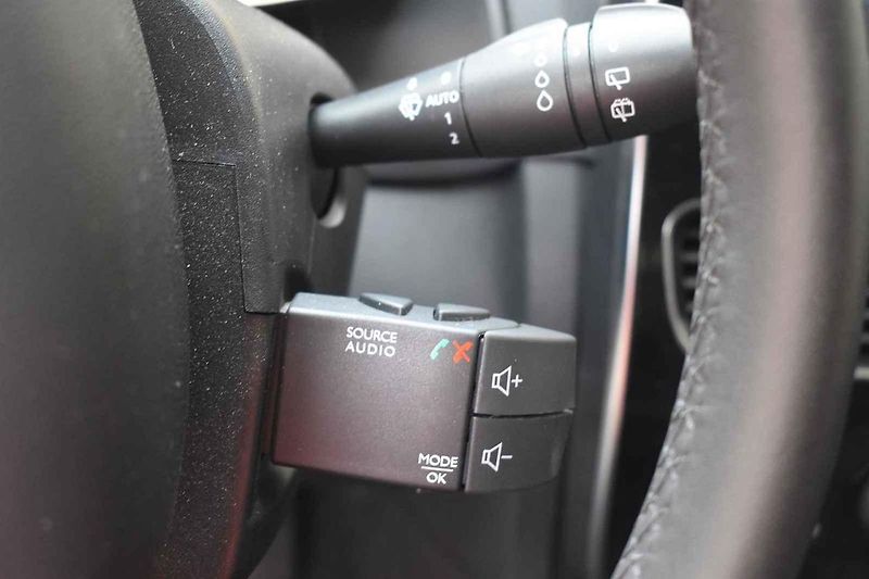Renault Clio je vhodným společníkem pro mladší i starší páry