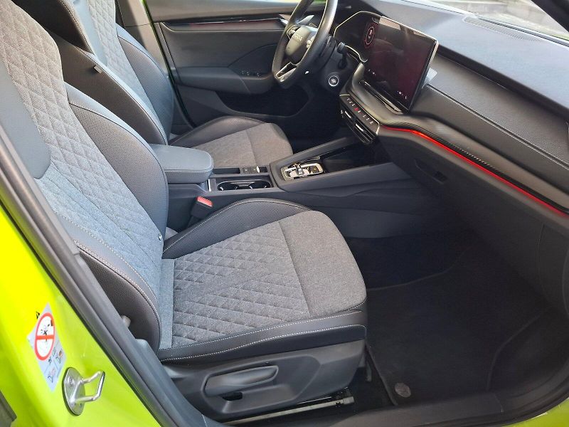Škoda Octavia (2025) Sportline TS 110/1.5 A7F - fotka 8 z 25
