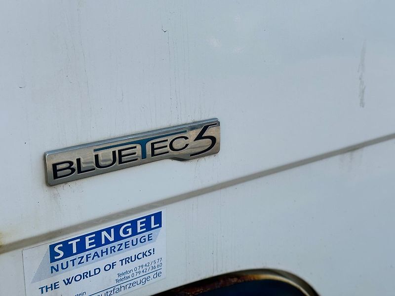 Mercedes-Benz 816D Odtahový speciál - fotka 7 z 15